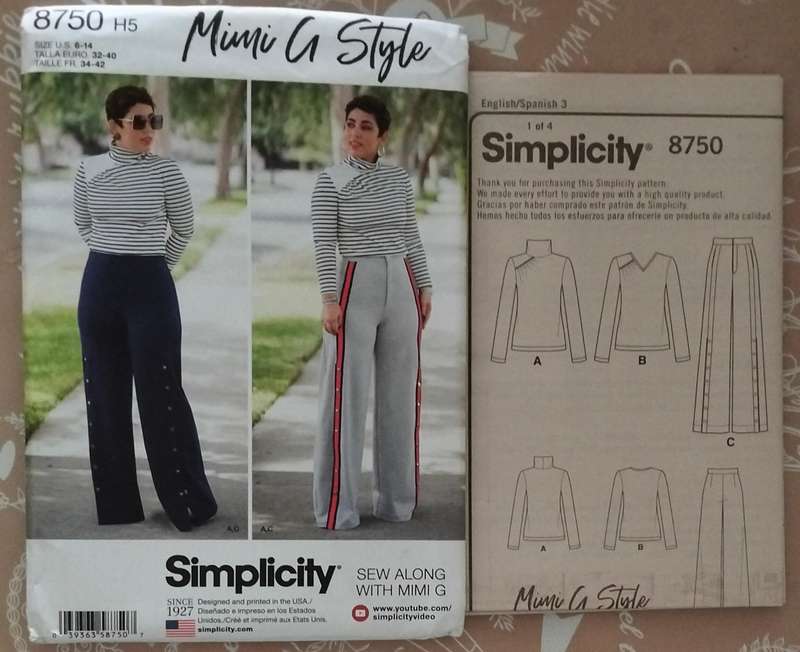 Simplicity 8750 Size 6-14 Uncut Factory Sewing Pattern