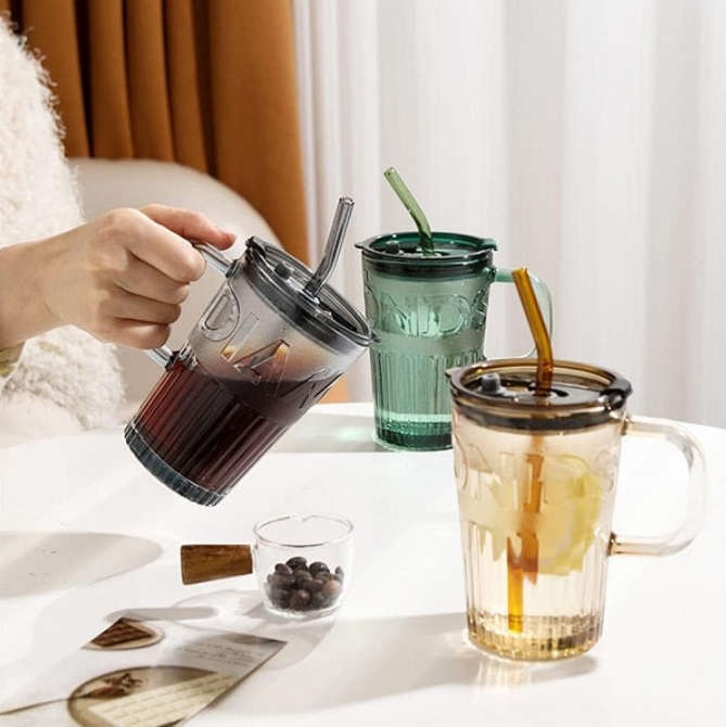 Thick Glass Mug With Lid And A Straw