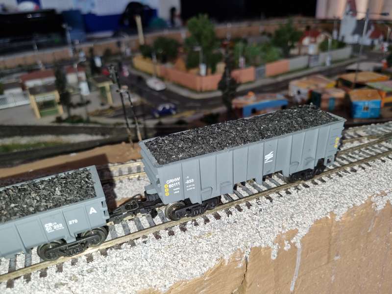 Iron ore wagon Spoornet #60 202 270 (A wagon)  HO (x 6) + Coal Hopper 60-177-047  HO (x 1)