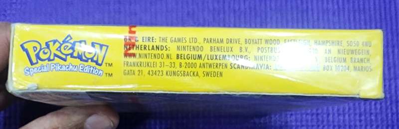 Pokémon Yellow Version Special Pikachu Edition (Nintendo Game Boy, 1999) - Sealed Unopened Original