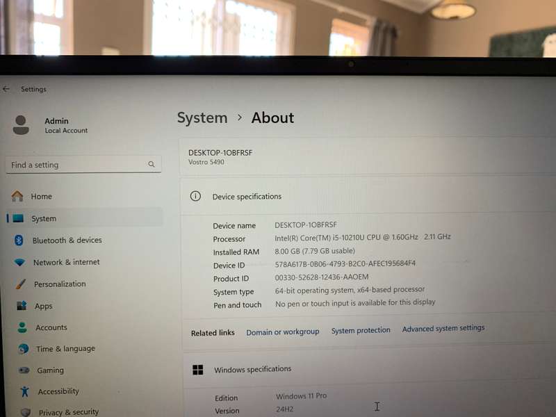 Dell Vostro 5490 10th Gen Core i5 8GB RAM 4hr battery (very good condition)