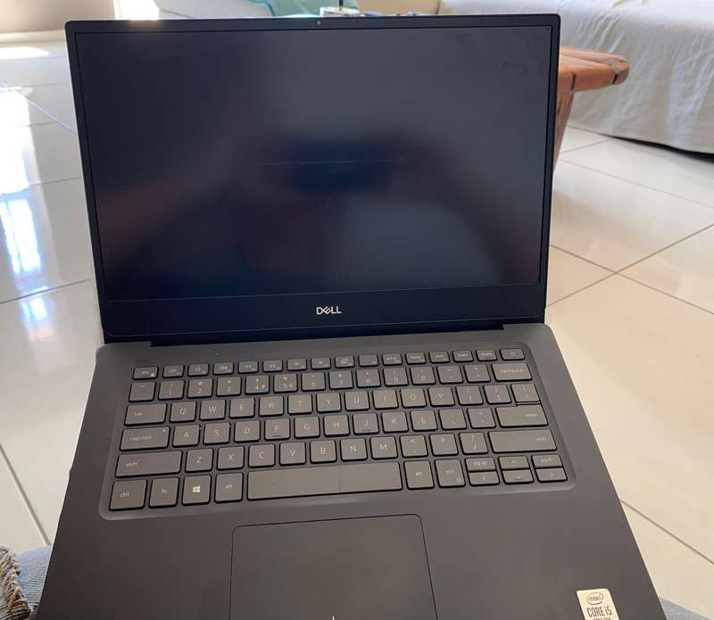 Dell Vostro 5490 10th Gen Core i5 8GB RAM 4hr battery (very good condition)
