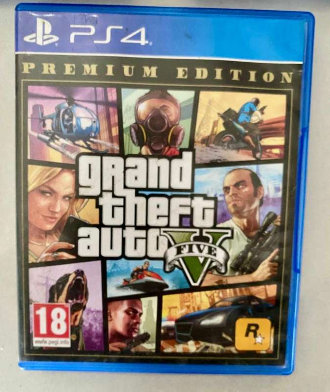 PS4 Game Grand Theft Auto (good condition)