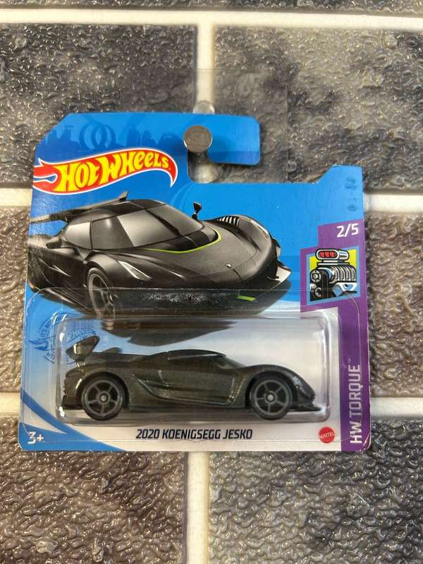 Hot Wheels - 2020 Koenigsegg Jesko 2-5