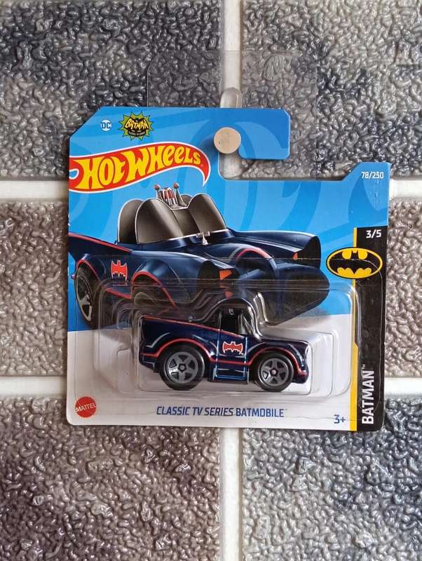 Hot Wheels - Classic TV Series Batmobile 3/5 Tooned.