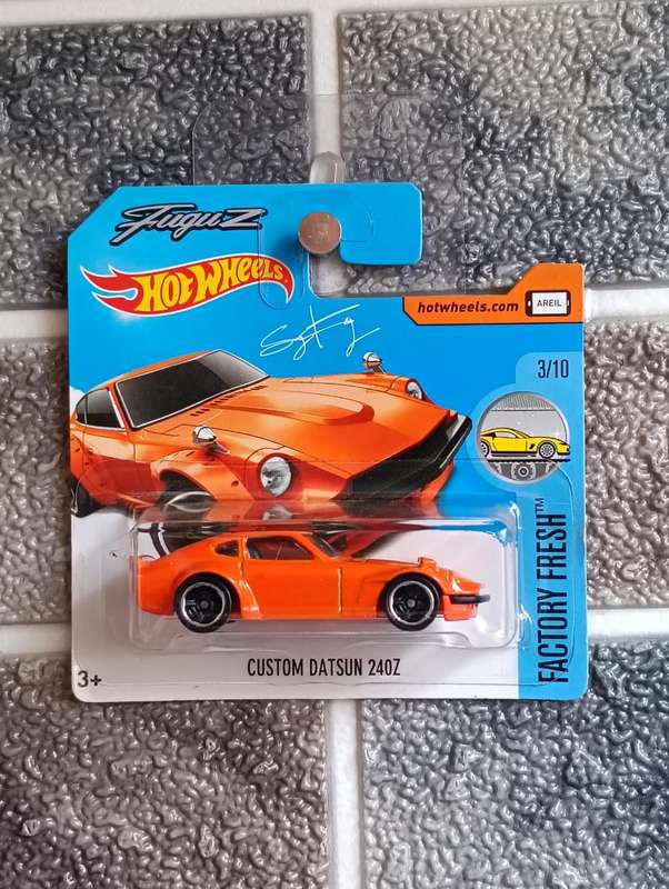 Hot Wheels - Custom Datsun 240Z 3/10