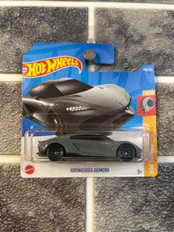 Hot Wheels - Koenigsegg Gemera 138-250