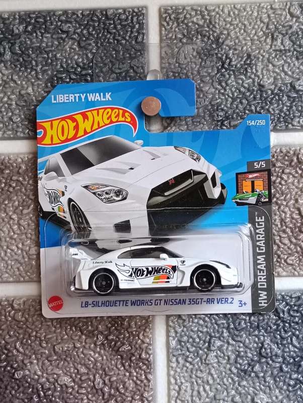 Hot Wheels LB-Silhouette Works GT Nissan 35GT-RR Ver.2