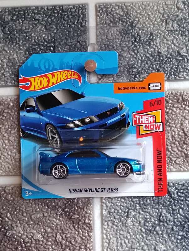 Hot Wheels - Nissan Skyline GT-R R33 6/10