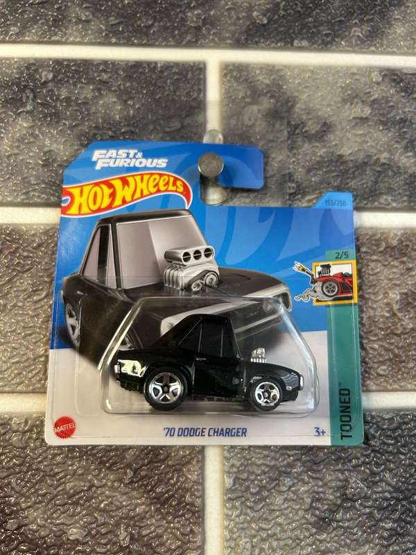 Hot Wheels - '70 Dodge Charger 153-250 'Tooned"