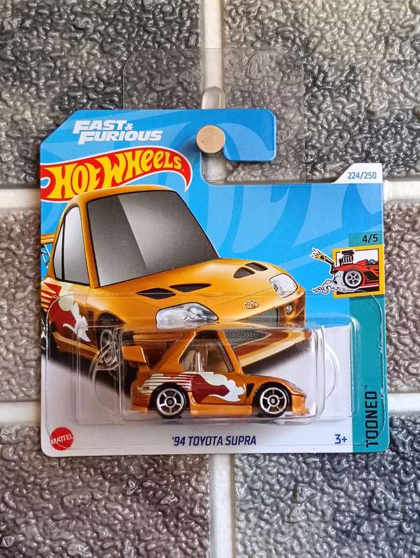 Hot Wheels - 94 Toyota Supra 4/5 Tooned F&F