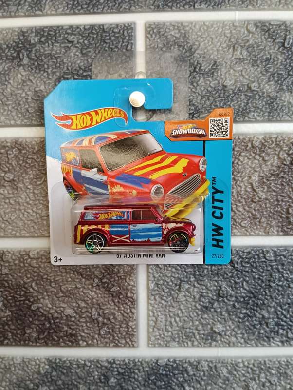 Hot Wheels 07 Austin Mini Van
