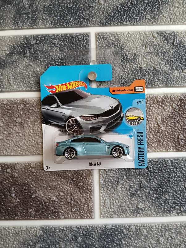 Hot Wheels BMW M4 8/10