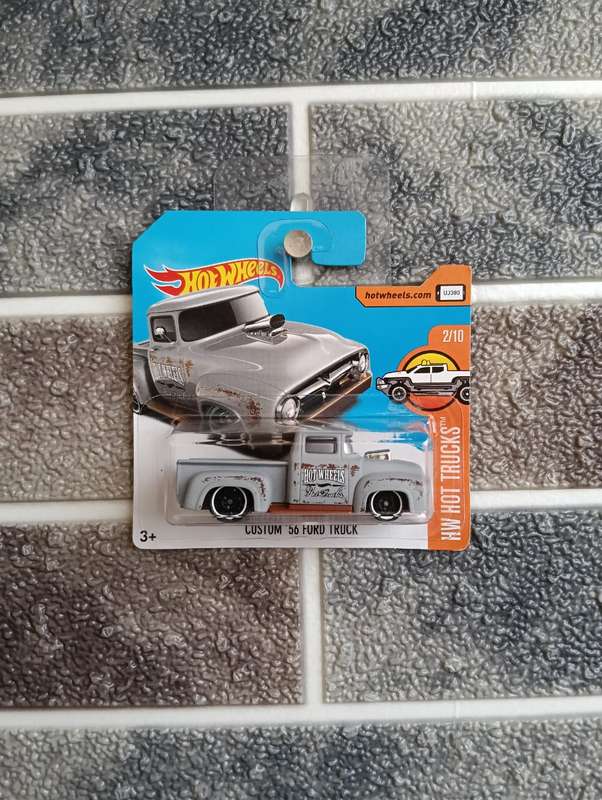 Hot Wheels Custom 56 Ford Truck 2/10