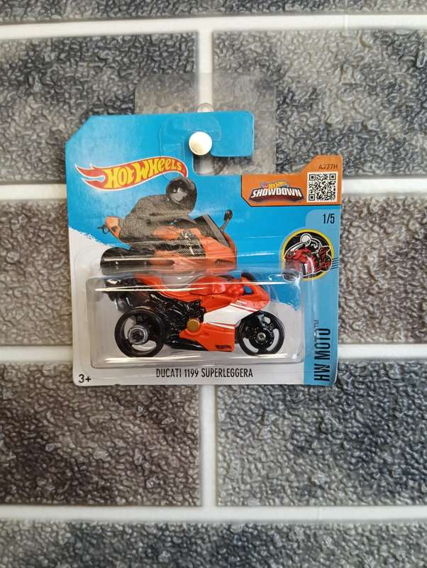 Hot Wheels Ducati 1199 Superleggera 1/5