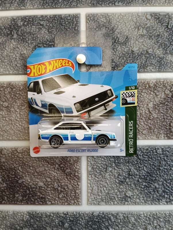 Hot Wheels Ford Escort RS2000 1/10