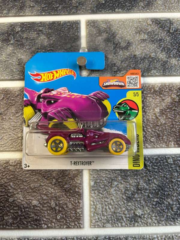 Hot Wheels T-Rextroyer Treasure Hunt 5/5