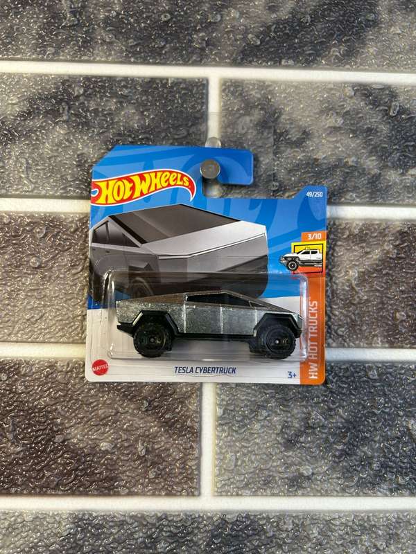 Hot Wheels Tesla Cybertruck 3/10