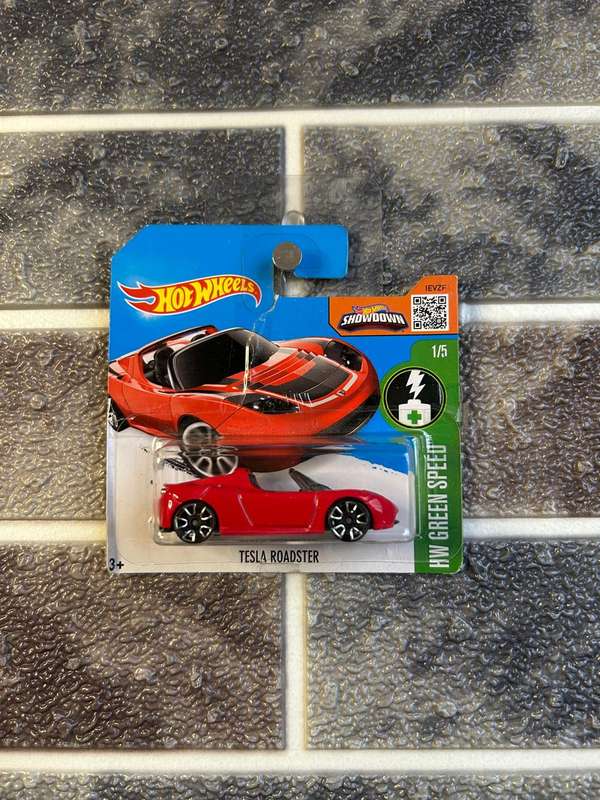 Hot Wheels Tesla Roadster 1/5 Card Creased