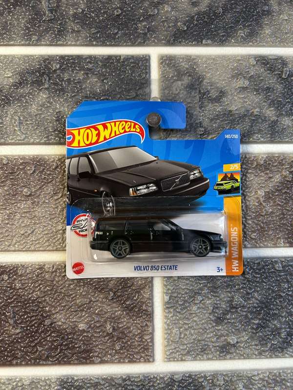 Hot Wheels Volvo 850 Estate 2/5 Wagons