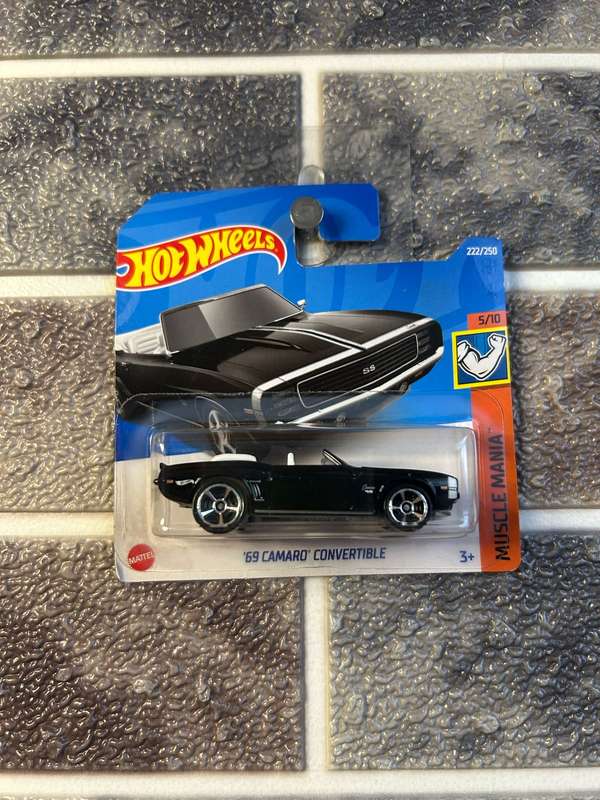 Hot Wheels '69 Camaro Convertible 5/10
