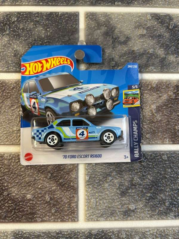 Hot Wheels 70 Ford Escort RS1600 5/5