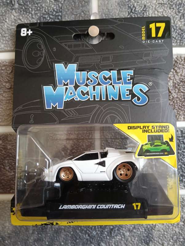 Muscle Machines - Lamborghini Countacth 17 White