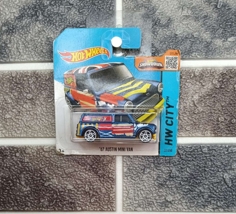 Hot Wheels 67 Austin Mini Van "Card Creased".