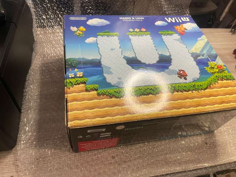 Nintendo Wii U Premium Set Boxed :  (32 GB)