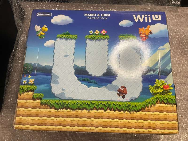 Nintendo Wii U Premium Set Boxed :  (32 GB)