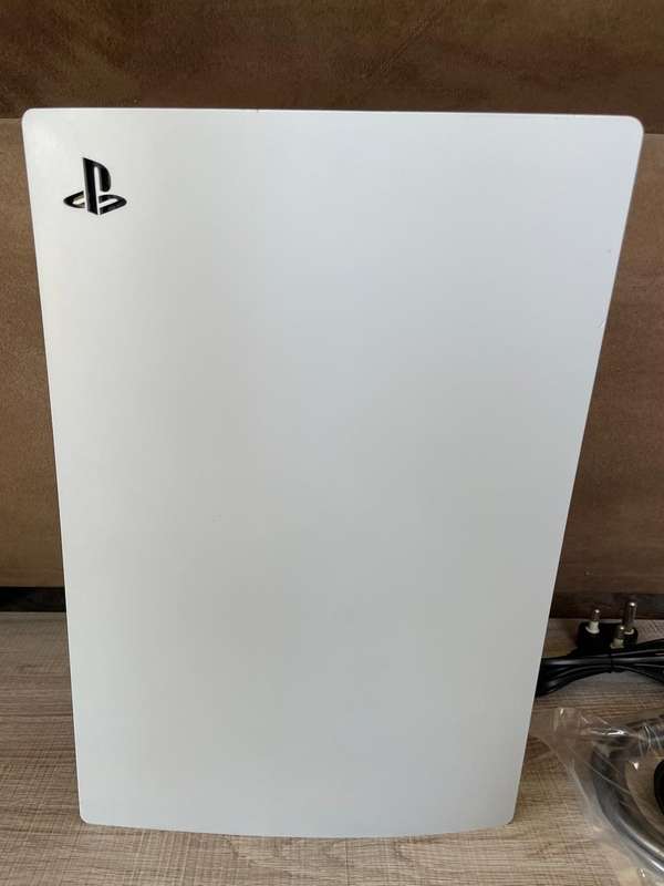 Playstation 5 ( PS5 ) Console Disk Version - Pre-Owned
