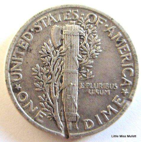 A 1941 USA Mercury Dime --Note defect  ,900 silver 2,5 gram