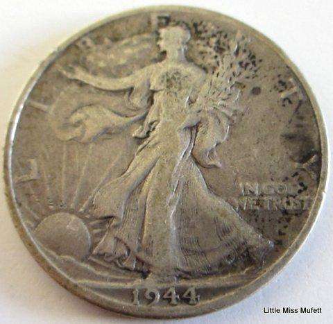A 1944 USA "Walking Liberty" Half Dollar---CompositionSilver (.900) Weight12.5 g
