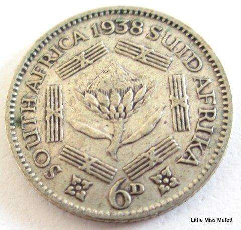 A 1938 South African 6d----CompositionSilver (.800) Weight 2.8gram