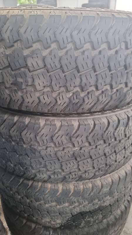 Tyres for sale 275/70/16 x4