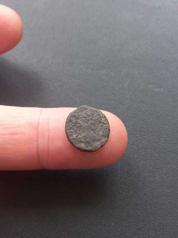 Ancient coin, uncleaned
