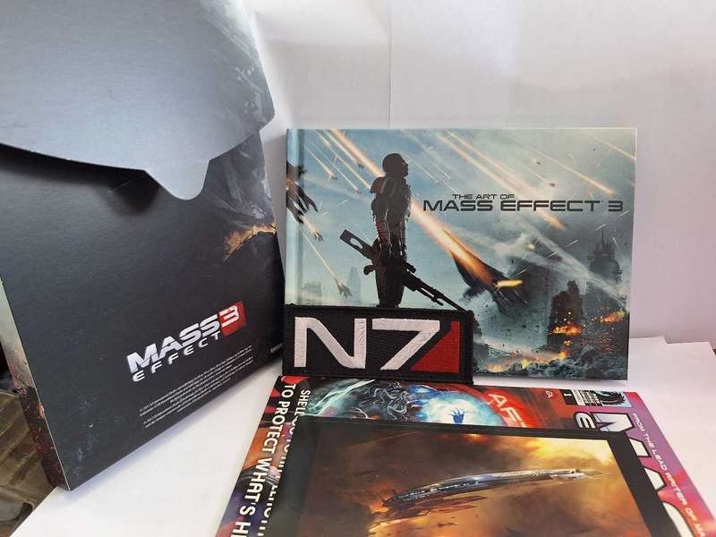 Mass Effect 3: N7 Collector's Edition (XBOX 360)