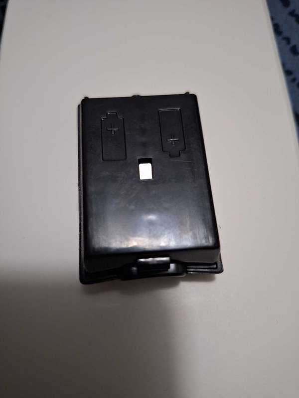 XBOX 360 - Third Party Replacement Battery Holder