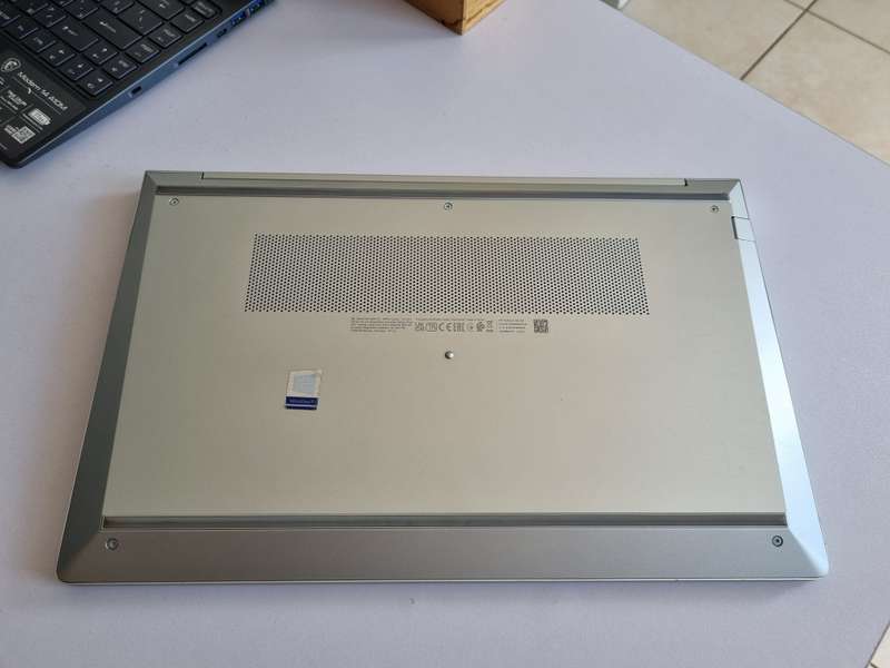 HP Probook 450 G8 Core i5 11th generation/ 16GB DDR4 RAM/ 256GB NVMe SSD/ 15.6" FHD 1080p Display