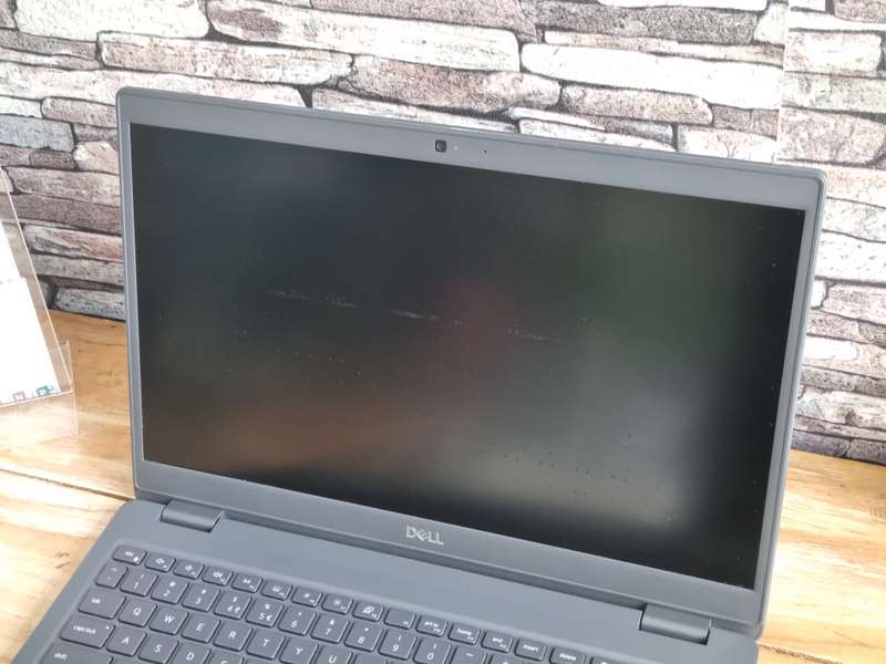 Dell Latitude 3510 Core i7 - 10510U/ 12GB DDR4 RAM/ 256GB NVMe SSD/ 15.6" FHD 1080/ Backlit LED Keys