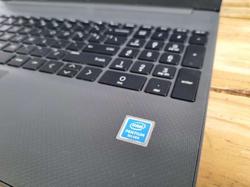 HP Notebook 250 G8 Pentium Silver N5030/ 4GB RAM/ 128GB NVMe SSD/ 15.6" 760p/ Intel UHD Graphics