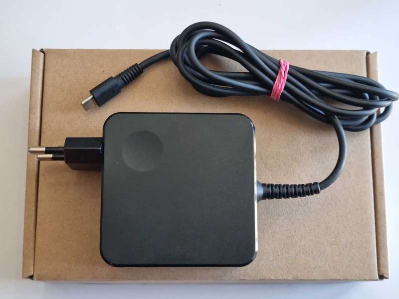 Lenovo ThinkPad 65W USB - Type C Charger (Brand New)