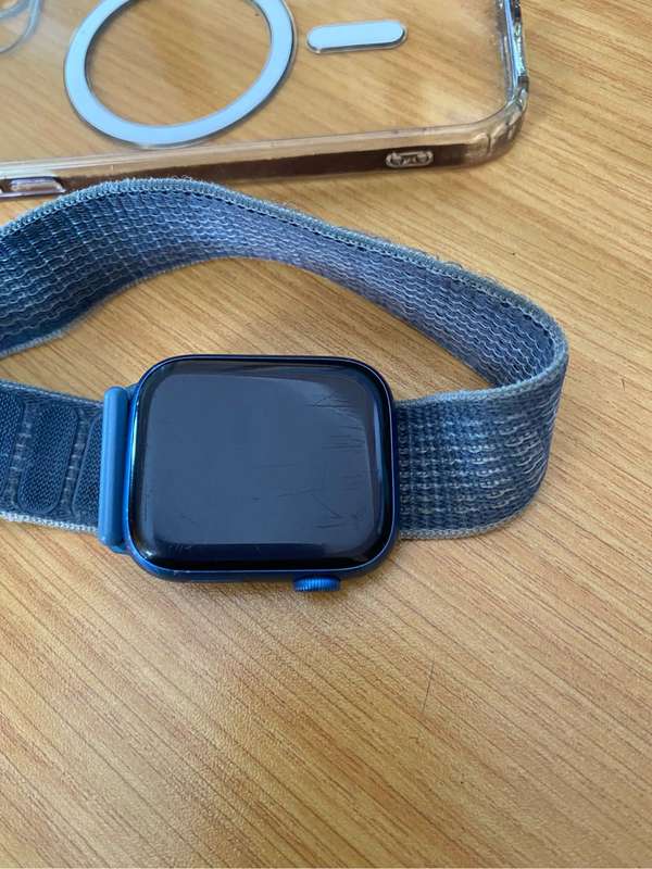 Apple Watch Series 7 45mm
