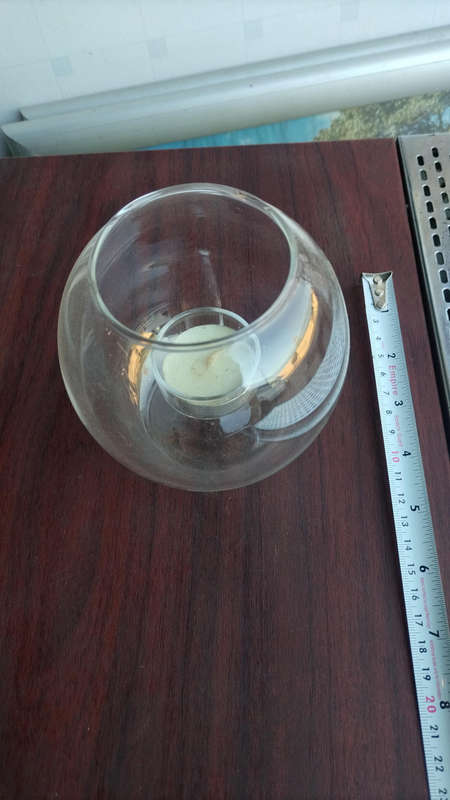 Elegant round clear glass tea candle holder bowl