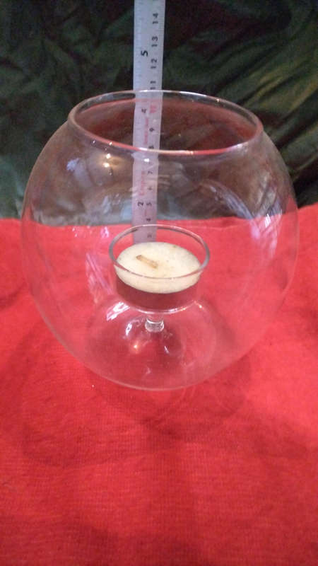 Elegant round clear glass tea candle holder bowl