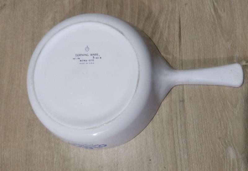 Corning Ware - 6.5" Sauce Pan/Skillet Blue Cornflower - P-83-B - No Lid