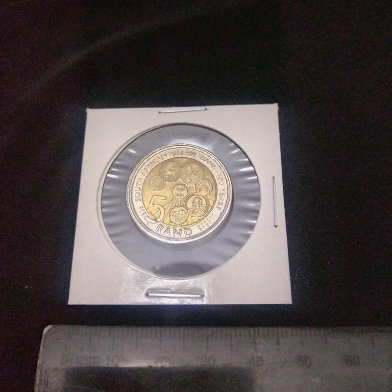 A lot of commemorative R5 coins. Includes a '94 presidential inauguration coin