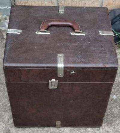 Leather look green Baize lined storage case with twin front fasteners and side fasteners(no keys)