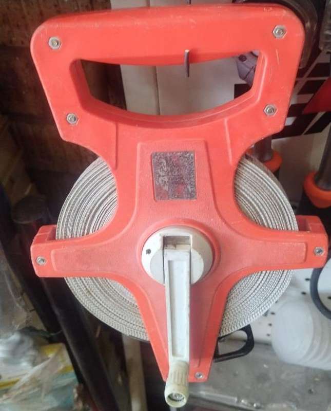 50 metre rollable measuring tape with metre and feet measurements