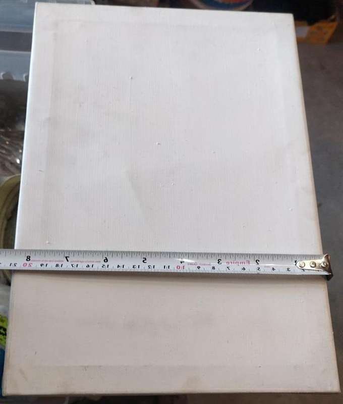 4 artist canvasses on wooden frames, various sizes